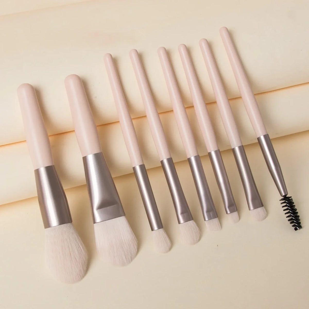 Mini Makeup Brush Set – 8 Piece - Harmozin image 4
